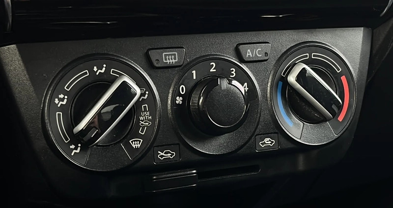 Suzuki Swift cena 52500 przebieg: 41252, rok produkcji 2020 z Wolbórz małe 631